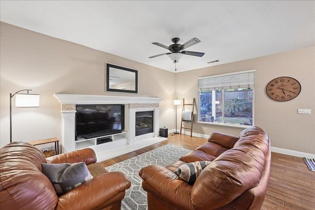 2014 Butterfield Ln, Lincoln, CA 95648