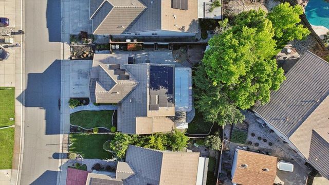 2014 Butterfield Ln, Lincoln, CA 95648