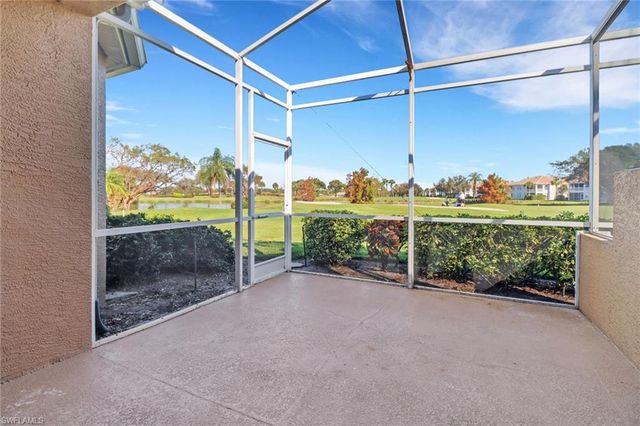 1677 Morning Sun LN E-22, Naples, FL 34119