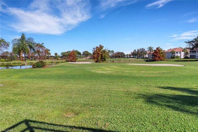 1677 Morning Sun LN E-22, Naples, FL 34119