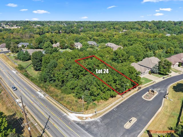 5381 S Newton Avenue, Springfield, MO 65810