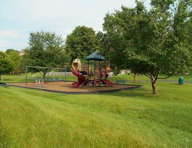 5381 S Newton Avenue, Springfield, MO 65810