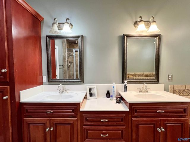 3608 Wyeth Drive, Guntersville, AL 35976