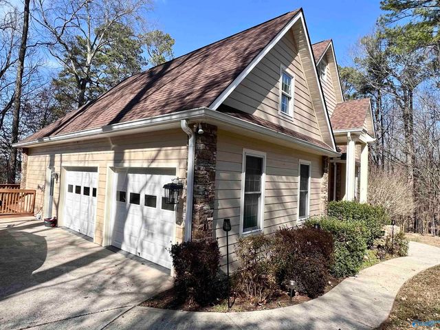 3608 Wyeth Drive, Guntersville, AL 35976