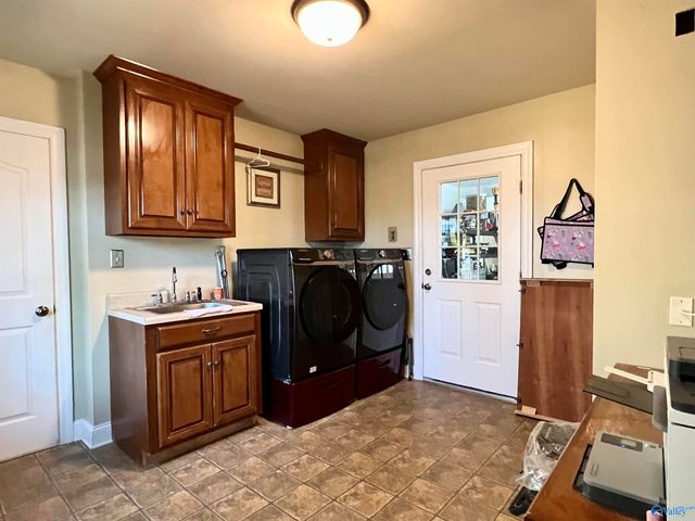 3608 Wyeth Drive, Guntersville, AL 35976