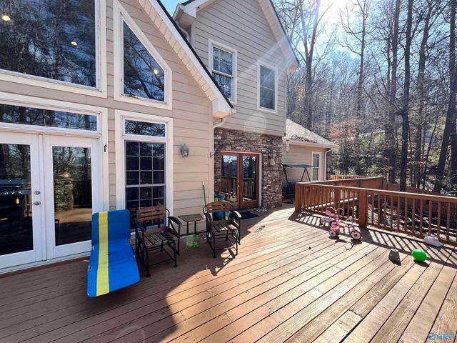 3608 Wyeth Drive, Guntersville, AL 35976