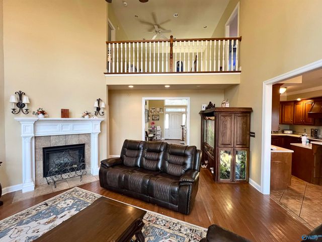 3608 Wyeth Drive, Guntersville, AL 35976