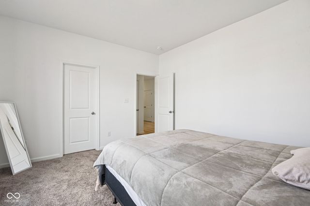 4869 Morning Valley Court, Mccordsville, IN 46055