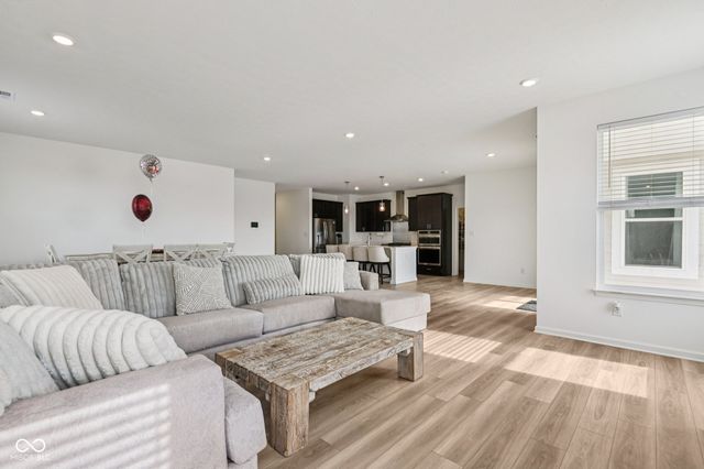 4869 Morning Valley Court, Mccordsville, IN 46055