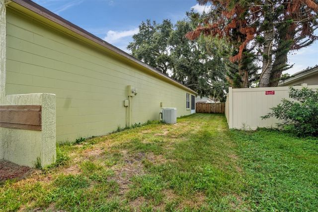 419 SAINT ANNS DRIVE, Winter Haven, FL 33884