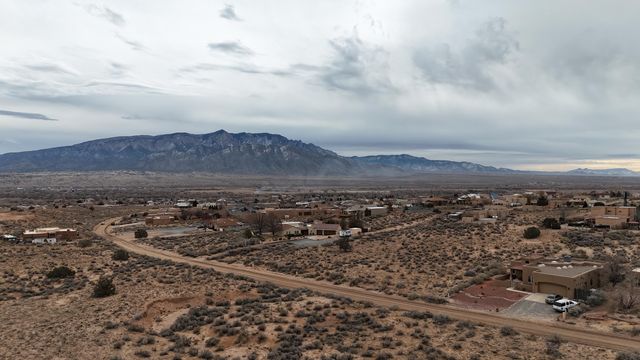 6816-6820 Vatapa Road NE, Rio Rancho, NM 87144