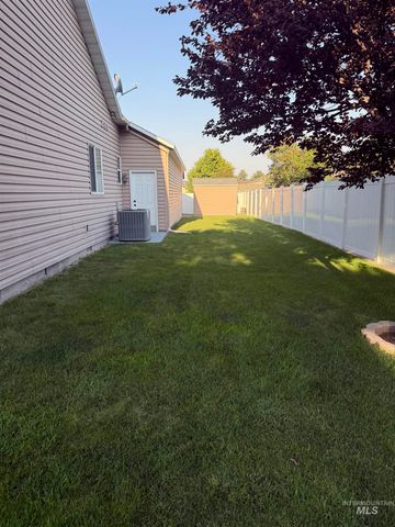 2132 Candleridge Dr., Twin Falls, ID 83301