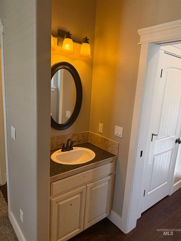 2132 Candleridge Dr., Twin Falls, ID 83301