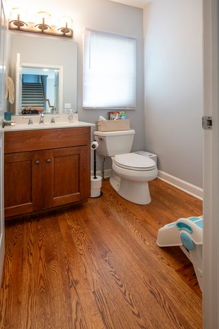 3S241 Williams Road, Warrenville, IL 60555