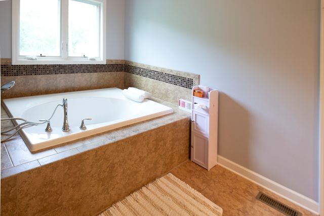 3S241 Williams Road, Warrenville, IL 60555