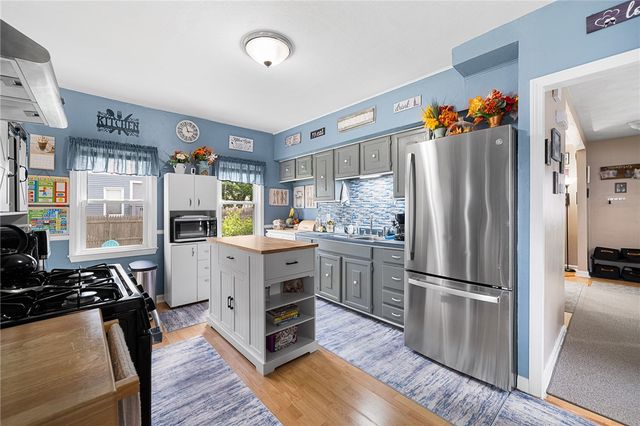56 Cottage Street, Warwick, RI 02886