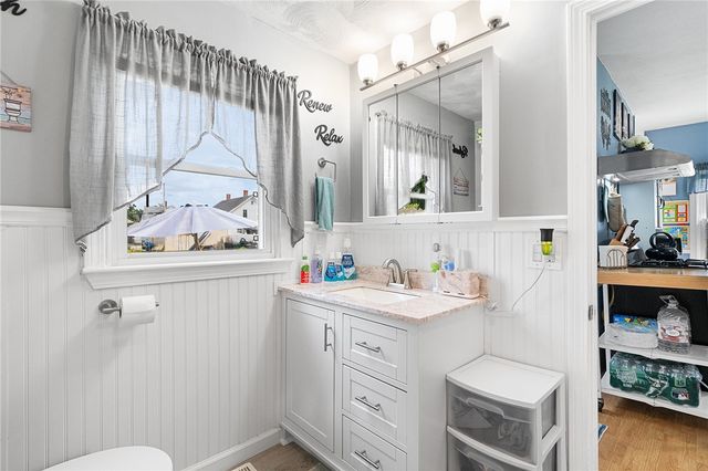 56 Cottage Street, Warwick, RI 02886