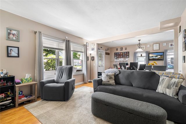 56 Cottage Street, Warwick, RI 02886