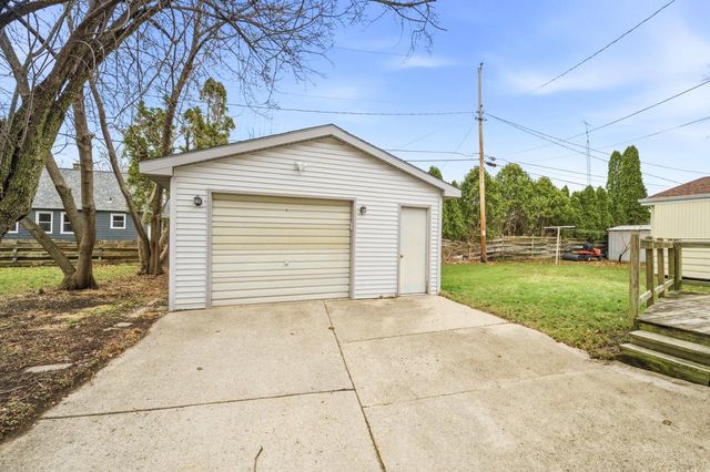 279 Vincent STREET, Fond Du Lac, WI 54935