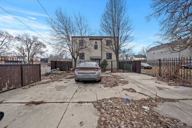 716-718 W 51st Street, Chicago, IL 60609
