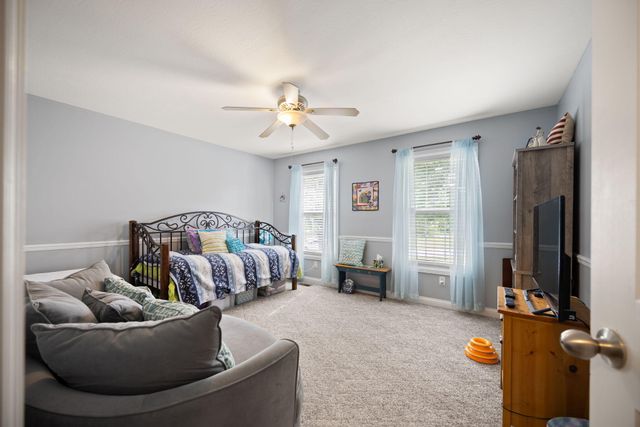 84 Elm Loop, Hustonville, KY 40437