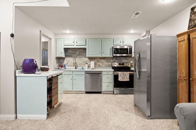 84 Elm Loop, Hustonville, KY 40437