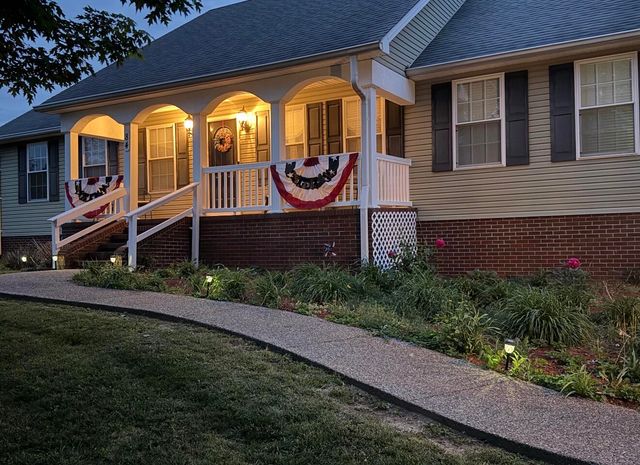 84 Elm Loop, Hustonville, KY 40437