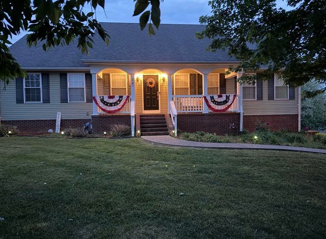 84 Elm Loop, Hustonville, KY 40437