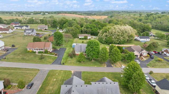 84 Elm Loop, Hustonville, KY 40437