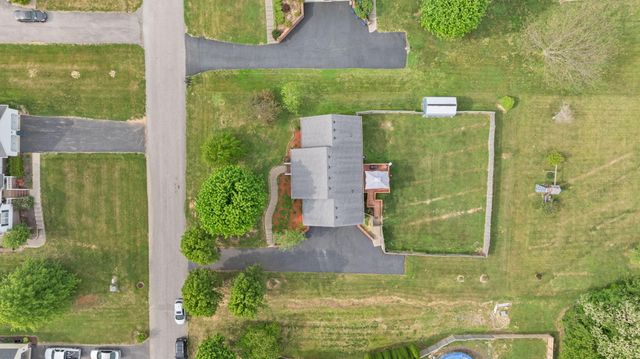 84 Elm Loop, Hustonville, KY 40437