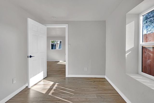 317 W Alluvial, Pinedale, CA 93650