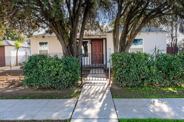 317 W Alluvial, Pinedale, CA 93650