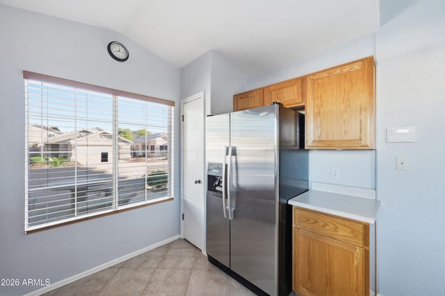 3819 W CHAMA Drive, Glendale, AZ 85310