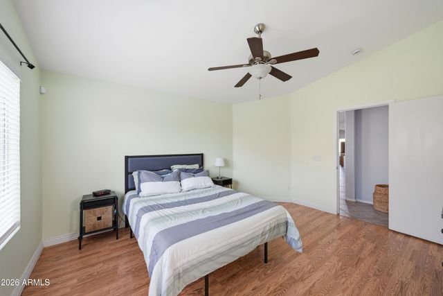 3819 W CHAMA Drive, Glendale, AZ 85310