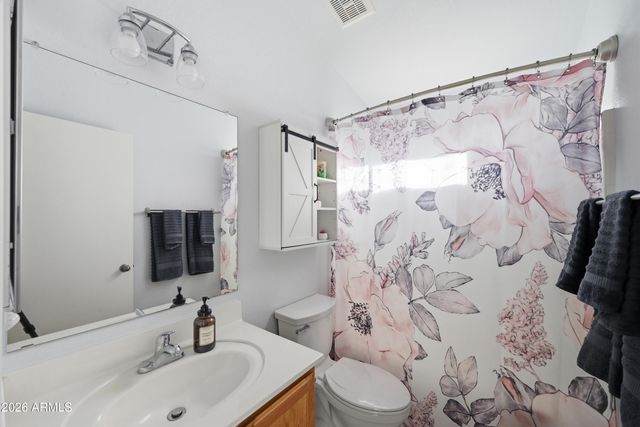 3819 W CHAMA Drive, Glendale, AZ 85310