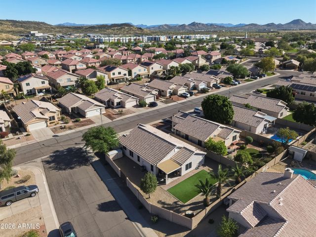 3819 W CHAMA Drive, Glendale, AZ 85310