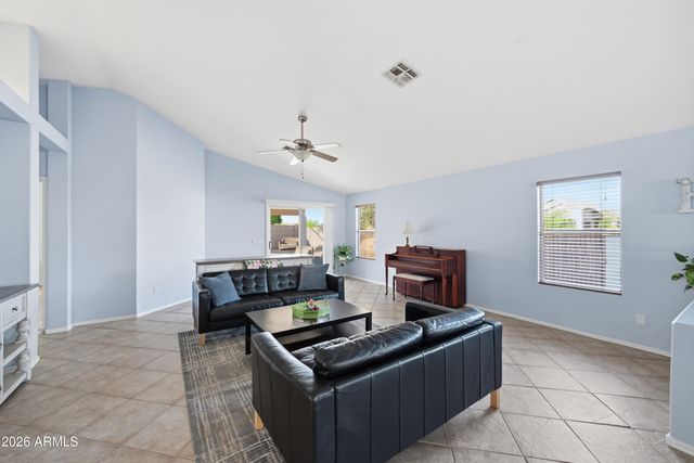 3819 W CHAMA Drive, Glendale, AZ 85310