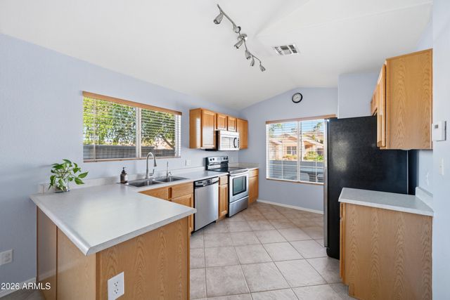 3819 W CHAMA Drive, Glendale, AZ 85310