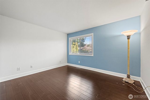 14341 109th Avenue NE, Kirkland, WA 98034