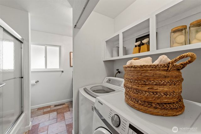 14341 109th Avenue NE, Kirkland, WA 98034