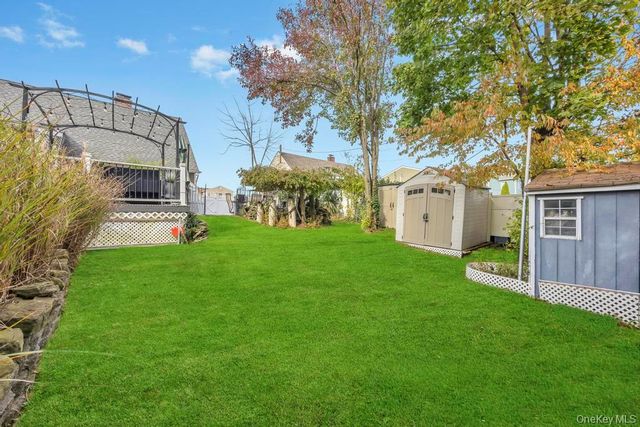 101 Constellation Road, Levittown, NY 11756