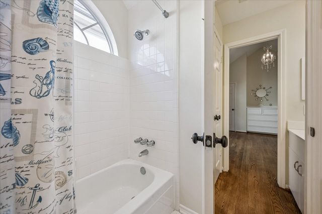 4119 Amherst Street, West University Place, TX 77005