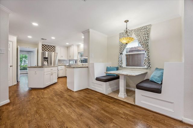 4119 Amherst Street, West University Place, TX 77005