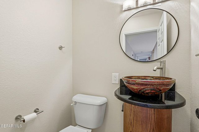 228 CASAS BELLA Lane, Santa Teresa, NM 88008