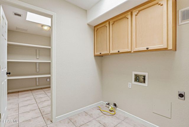 228 CASAS BELLA Lane, Santa Teresa, NM 88008