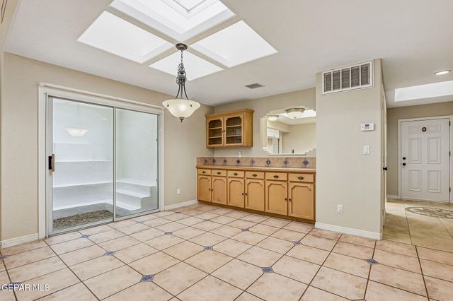 228 CASAS BELLA Lane, Santa Teresa, NM 88008