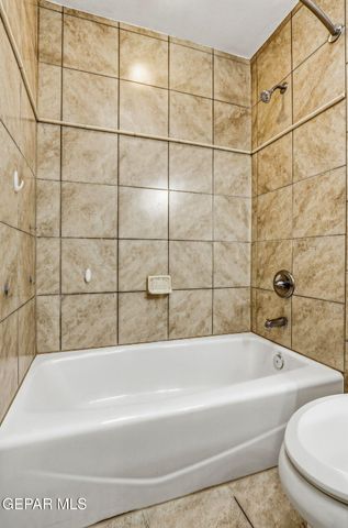 228 CASAS BELLA Lane, Santa Teresa, NM 88008