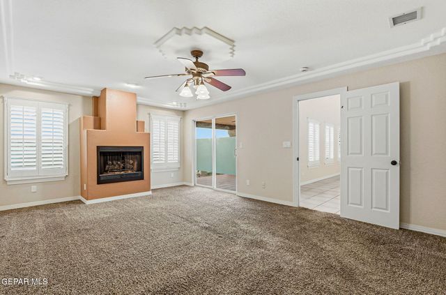 228 CASAS BELLA Lane, Santa Teresa, NM 88008