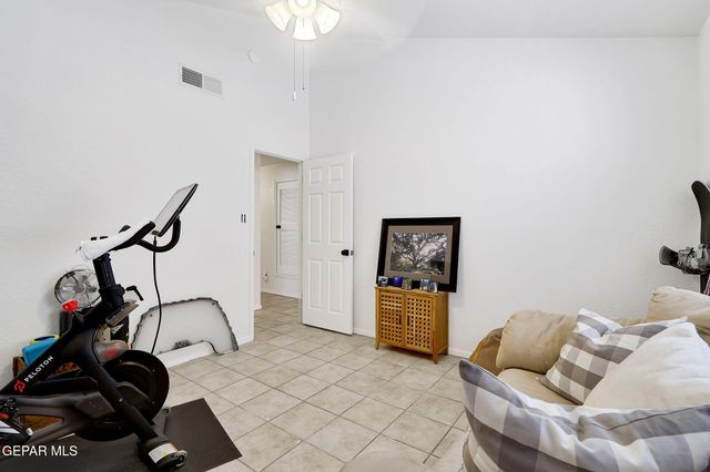 4348 LOMA HERMOSA Drive, El Paso, TX 79934