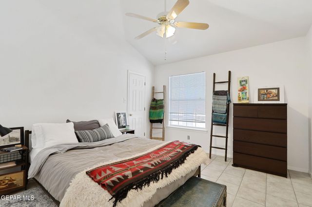 4348 LOMA HERMOSA Drive, El Paso, TX 79934